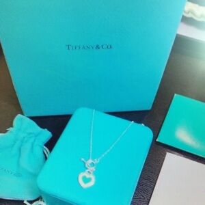 Tiffany & Co Sterling Silver Heart Toggle Necklace - Blue